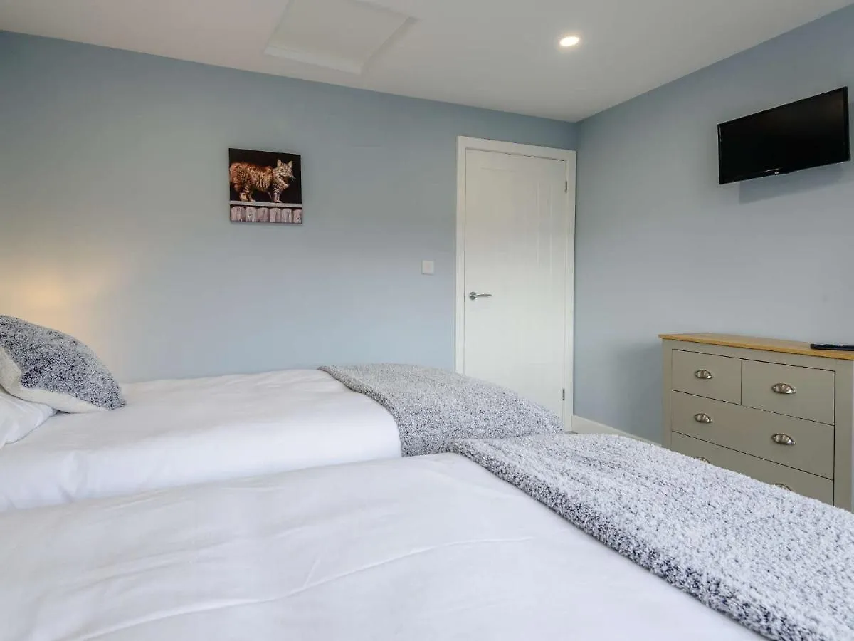 2 Bed Property In Hornsea 85723