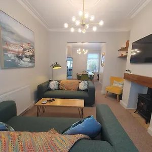 Potts House - On The Yorkshire Coast Hornsea